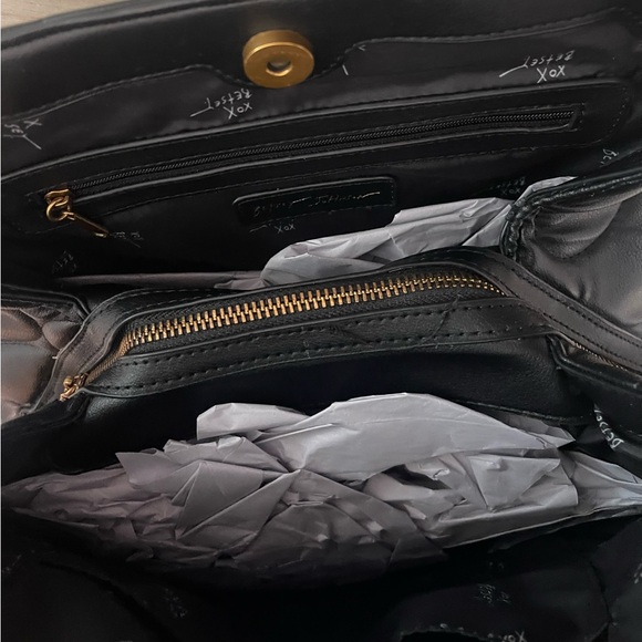 Betsey Johnson Black Heart Pattern Shoulder Bag - Picture 5 of 7